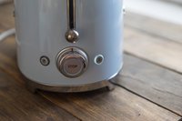 Тостер Smeg TSF01PGEU купить по лучшей цене